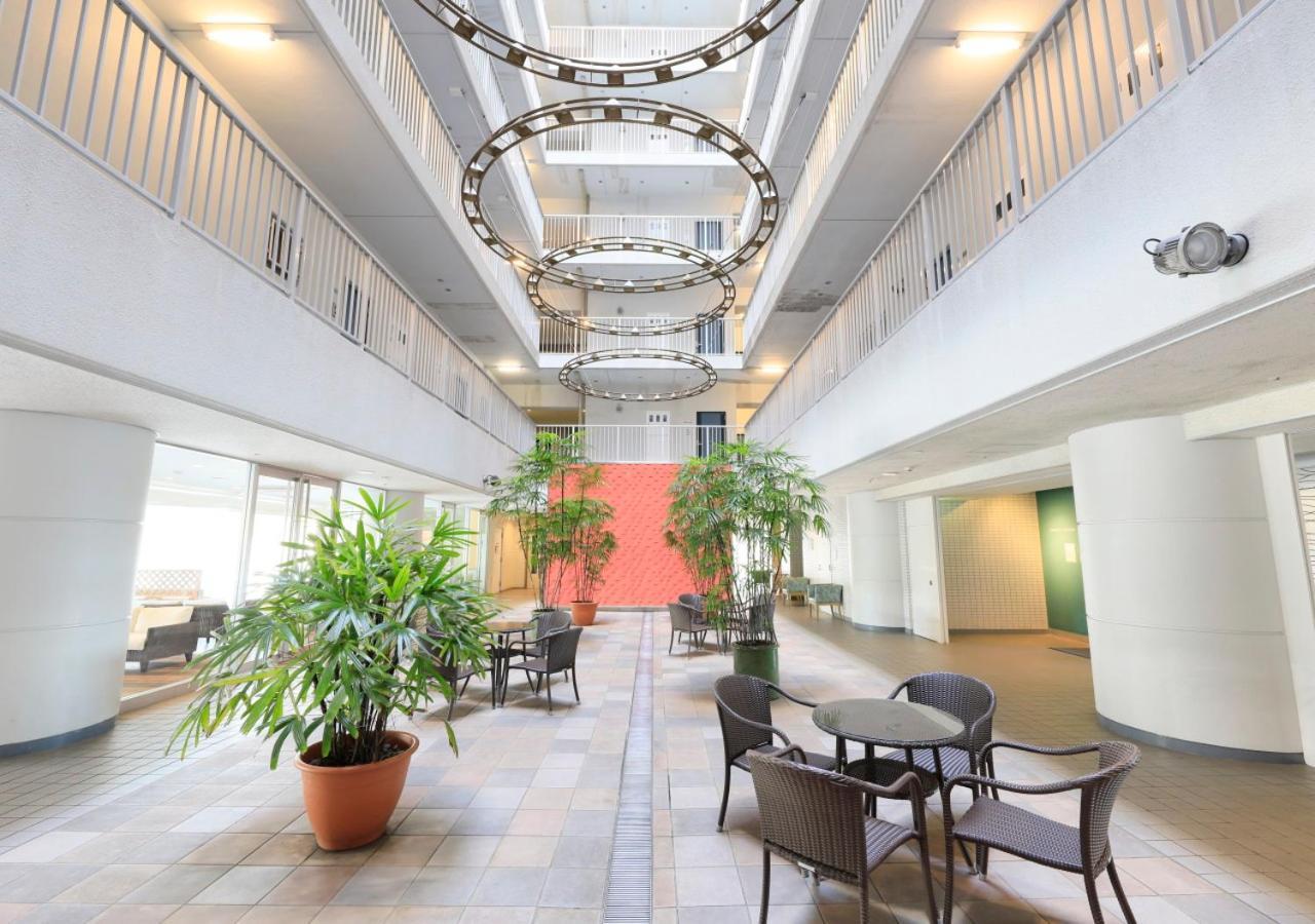 Katsuura Hilltop Hotel & Residence ภายนอก รูปภาพ