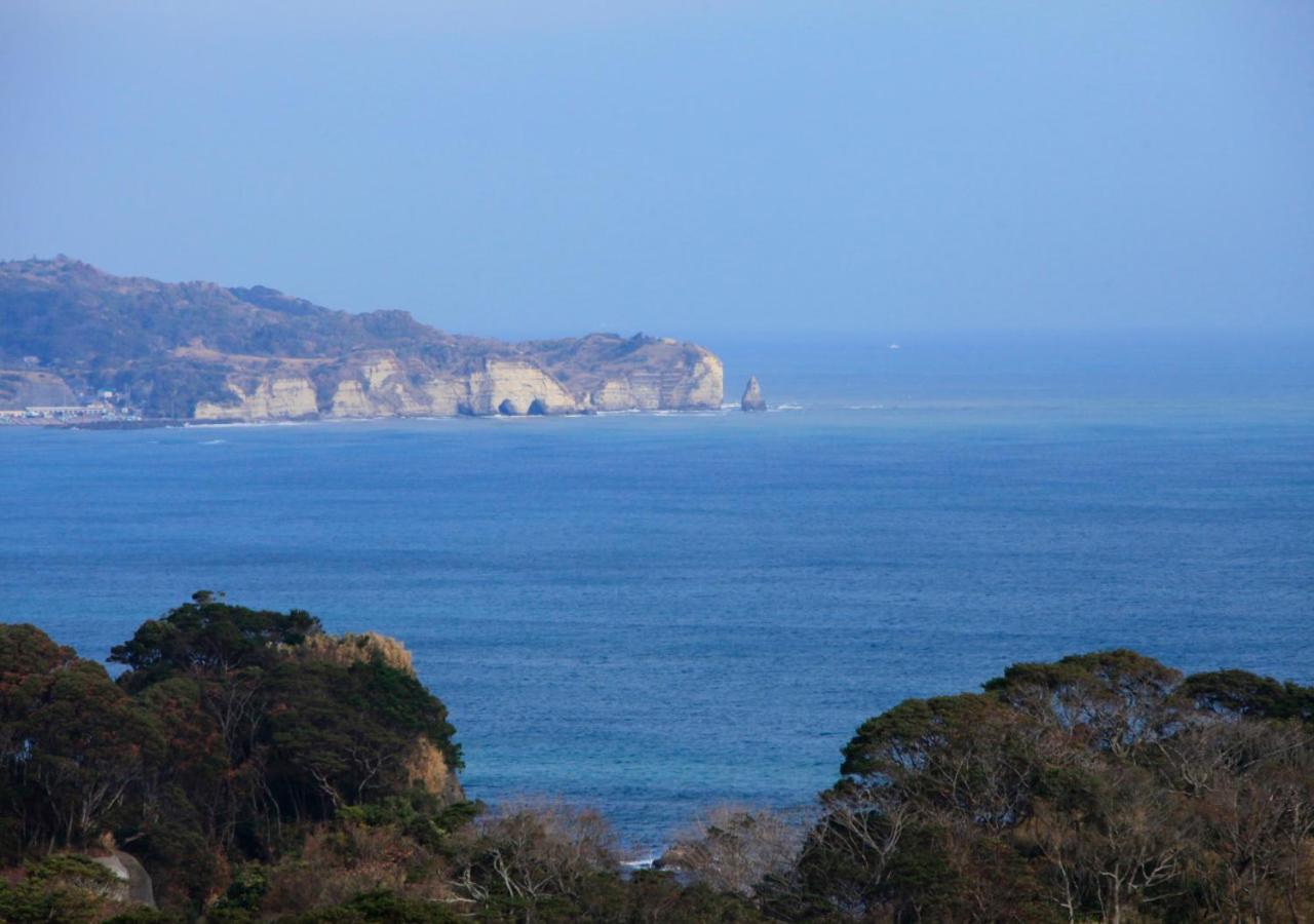 Katsuura Hilltop Hotel & Residence ภายนอก รูปภาพ