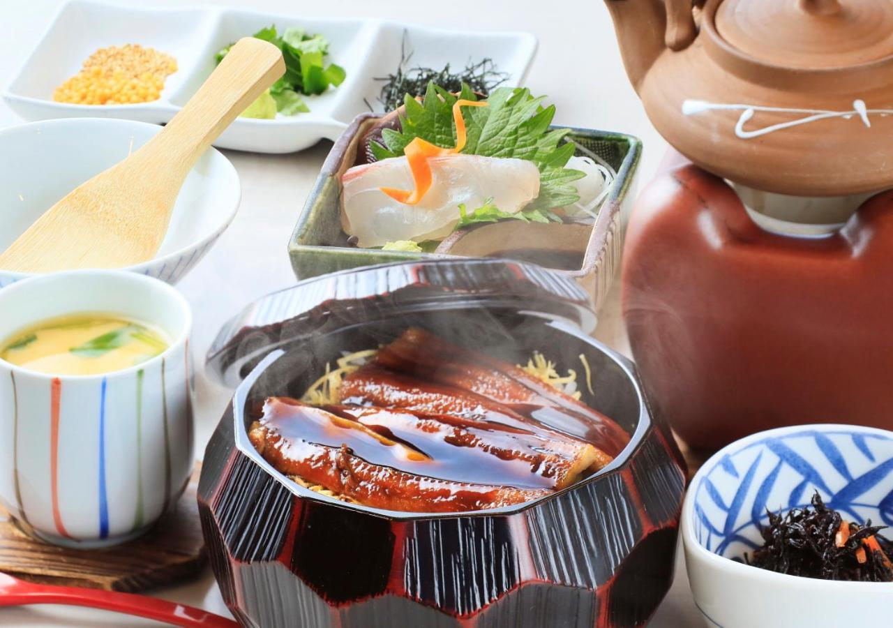 Katsuura Hilltop Hotel & Residence ภายนอก รูปภาพ