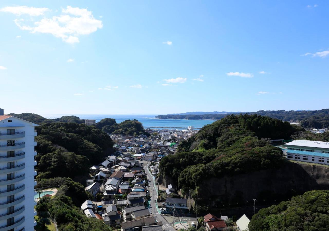 Katsuura Hilltop Hotel & Residence ภายนอก รูปภาพ