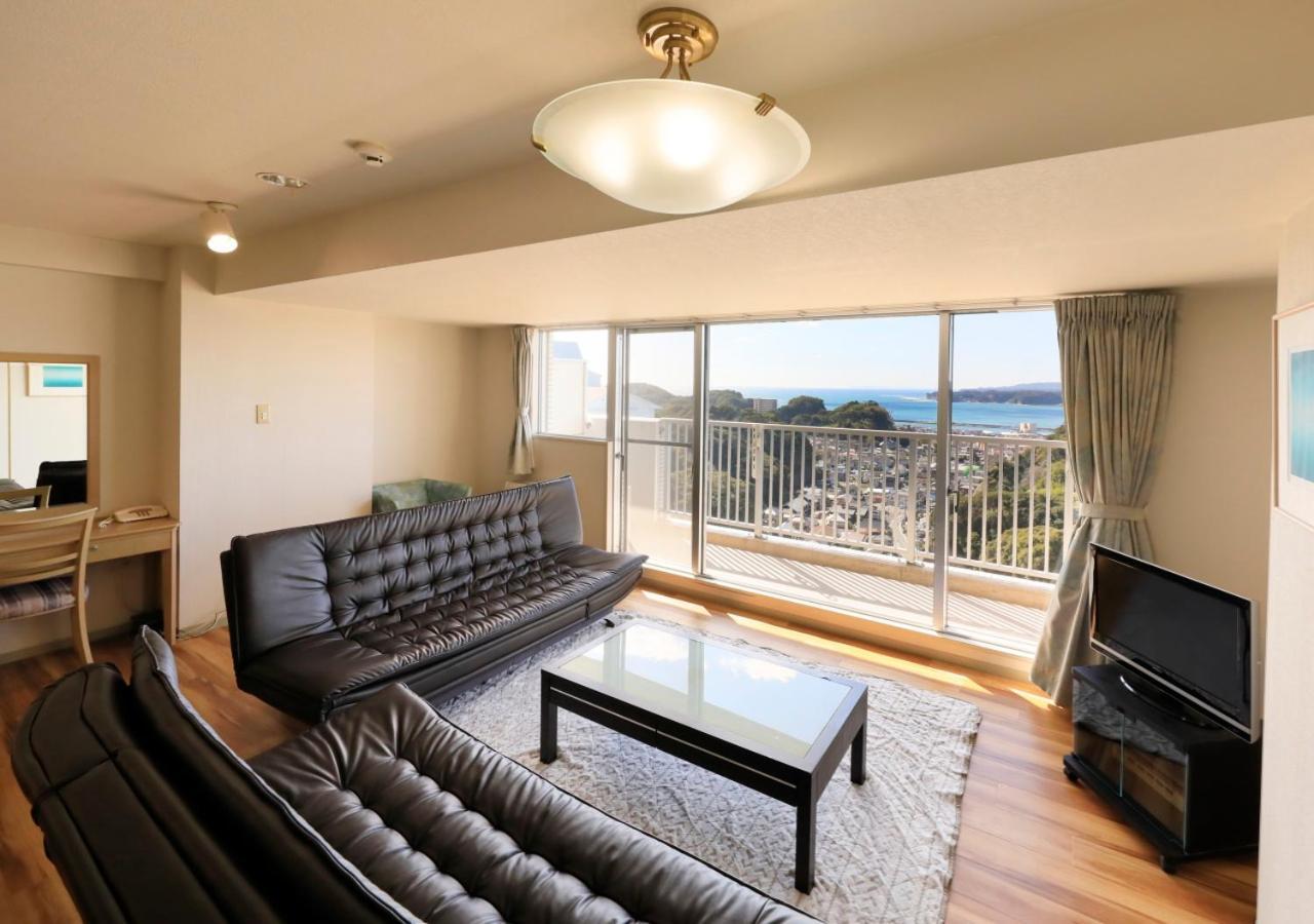 Katsuura Hilltop Hotel & Residence ภายนอก รูปภาพ