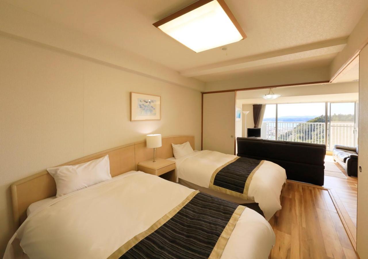 Katsuura Hilltop Hotel & Residence ภายนอก รูปภาพ