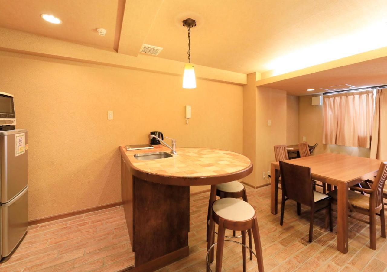 Katsuura Hilltop Hotel & Residence ภายนอก รูปภาพ